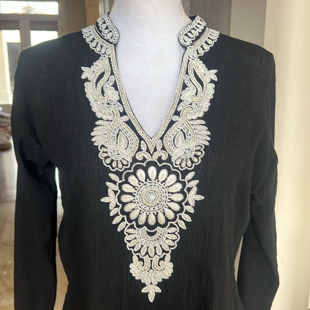 Yaytra Annie Tunic Black 8. NWOT. Never worn 100% cotton silk hand beaded tunic - Picture 4 of 11